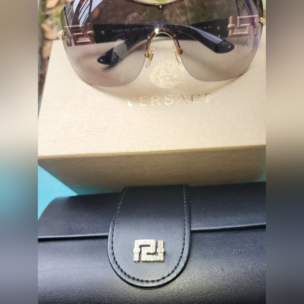 Versace Luxury Sunglasses - Picture 8 of 10